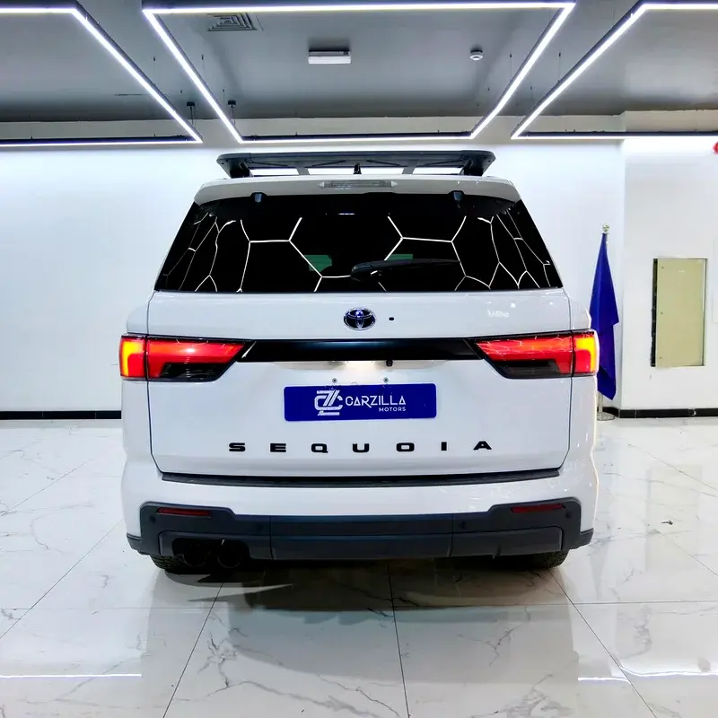 Toyota Sequoia 2024