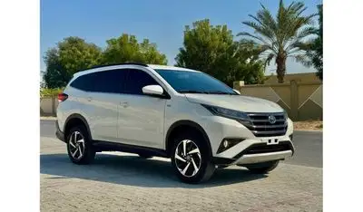 Toyota Rush Toyota Rush GX 2023 GCC 7 seater .Free accident