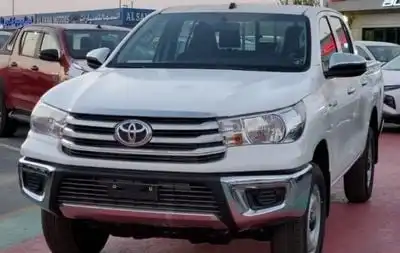 Toyota Hilux double cabin 2.4 Diesel ,,,4X4,,, white color Black interior 2024 Basic option ( for local registrat
