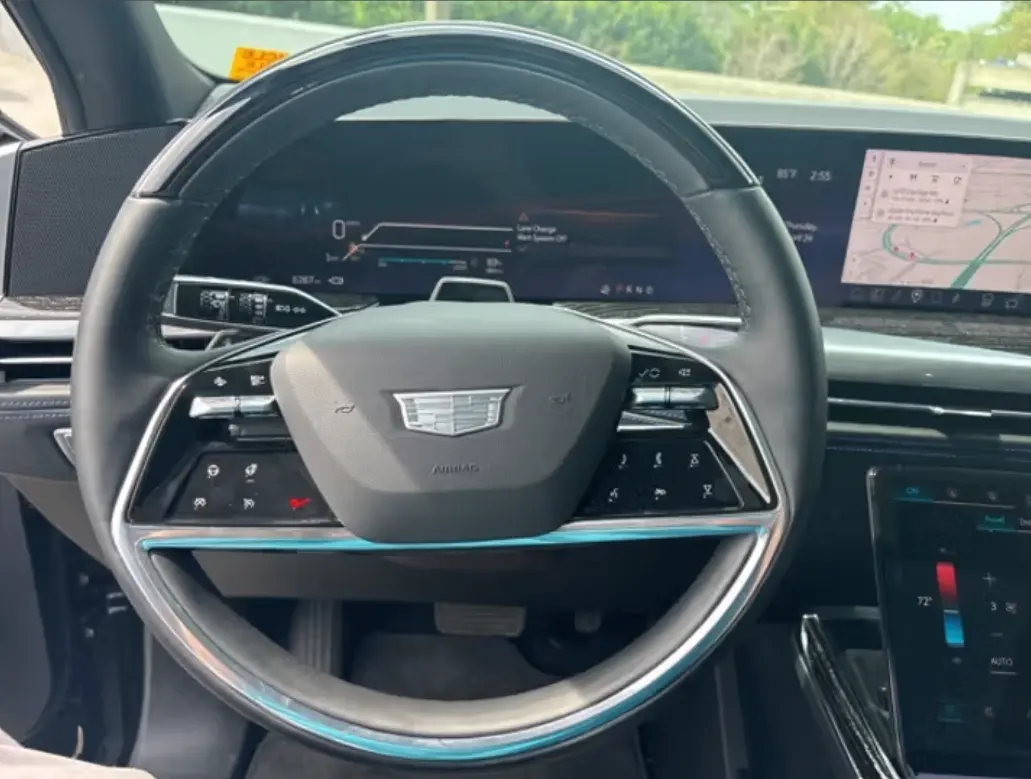 كاديلاك اسكاليد 2025