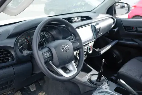 New Toyota Hilux 2024