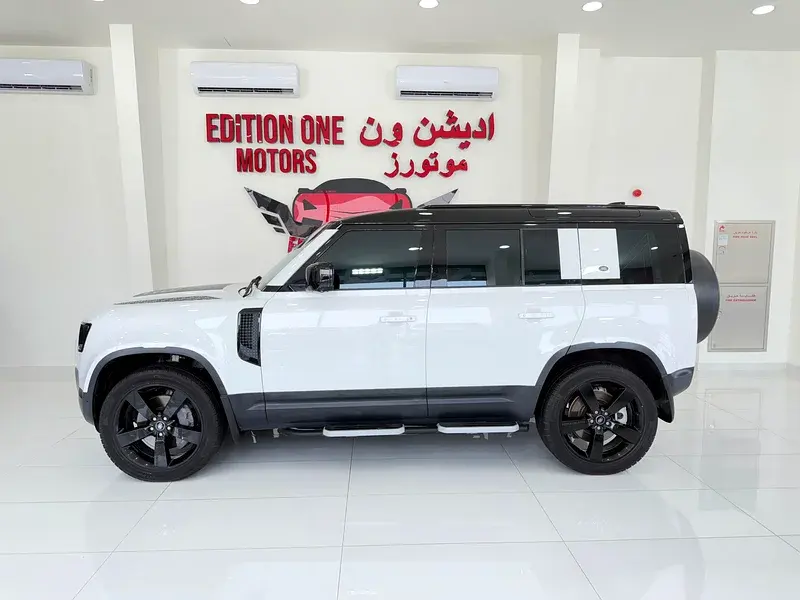 Land Rover Defender 2022