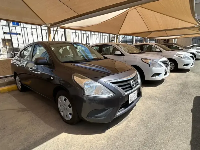 Nissan Sunny 2021