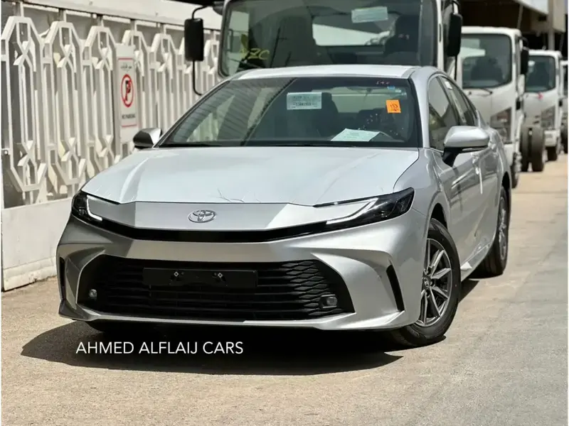 Toyota Camry 2025