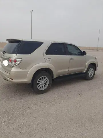 تويوتا فورتشنر 2012