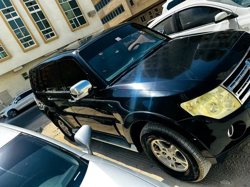 ميتسوبيشي باجيرو 2009