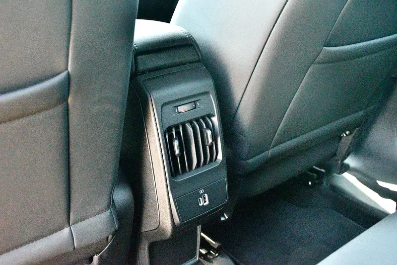 AED 2,428 / Month | Alfa Romeo | Tonale Ti | 2024 | Warranty and Service | Service History