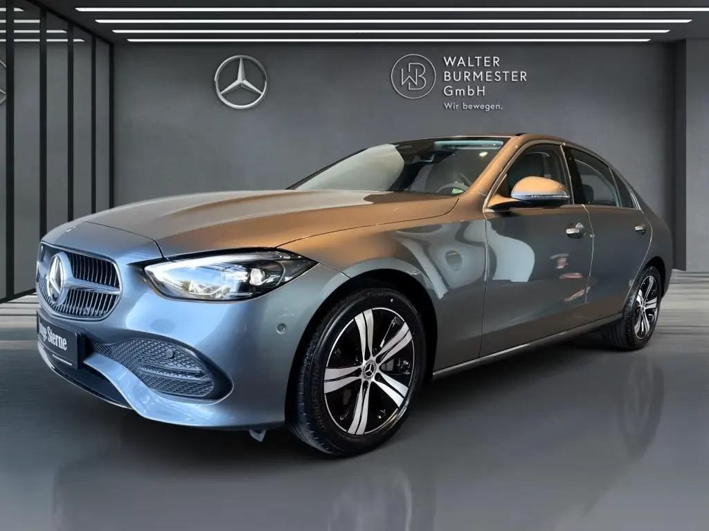 مرسيدس بنز C Class 2024