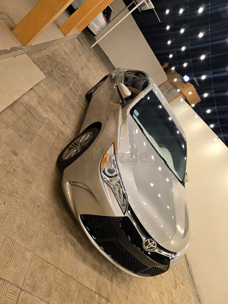 Toyota Camry 2016