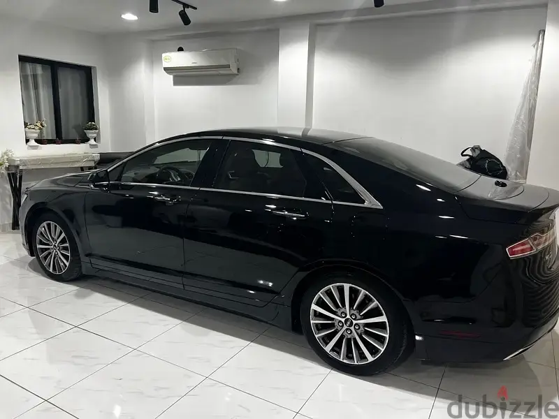 لينكولن MKZ 2017