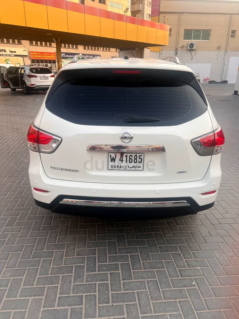 Nissan Pathfinder 2014