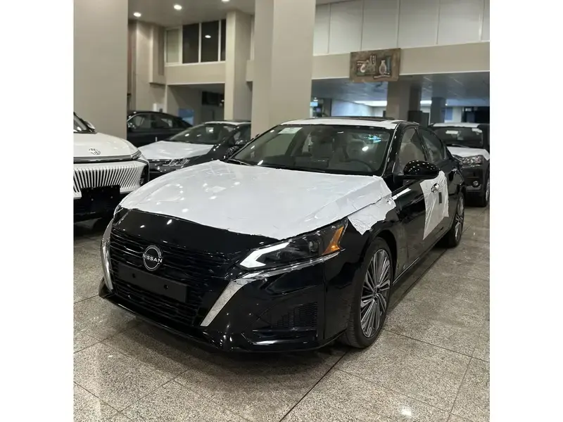 Nissan Altima 2025