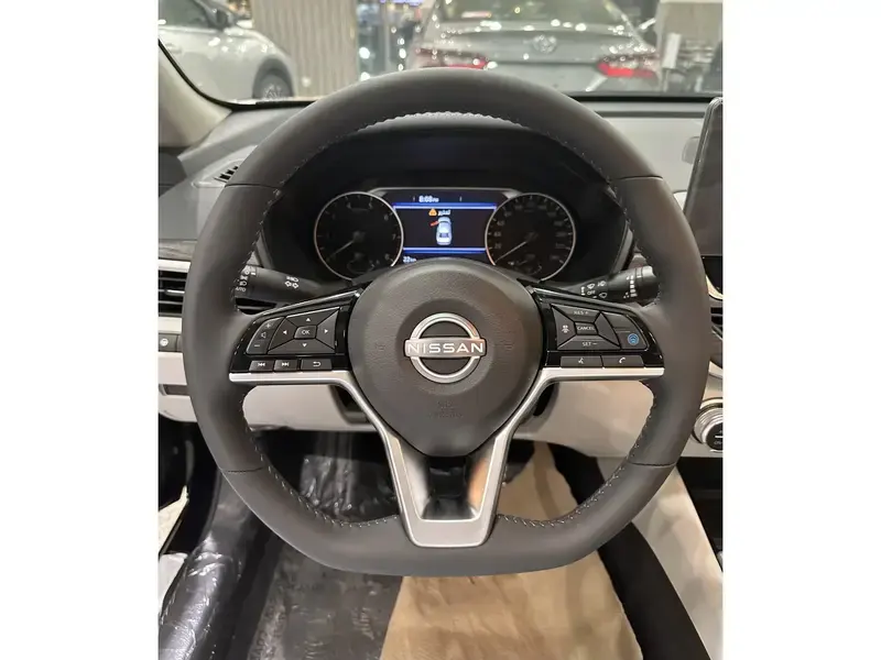 Nissan Altima 2025