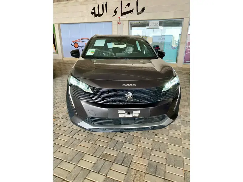 بيجو 3008 2025 ستاندر اكتيف