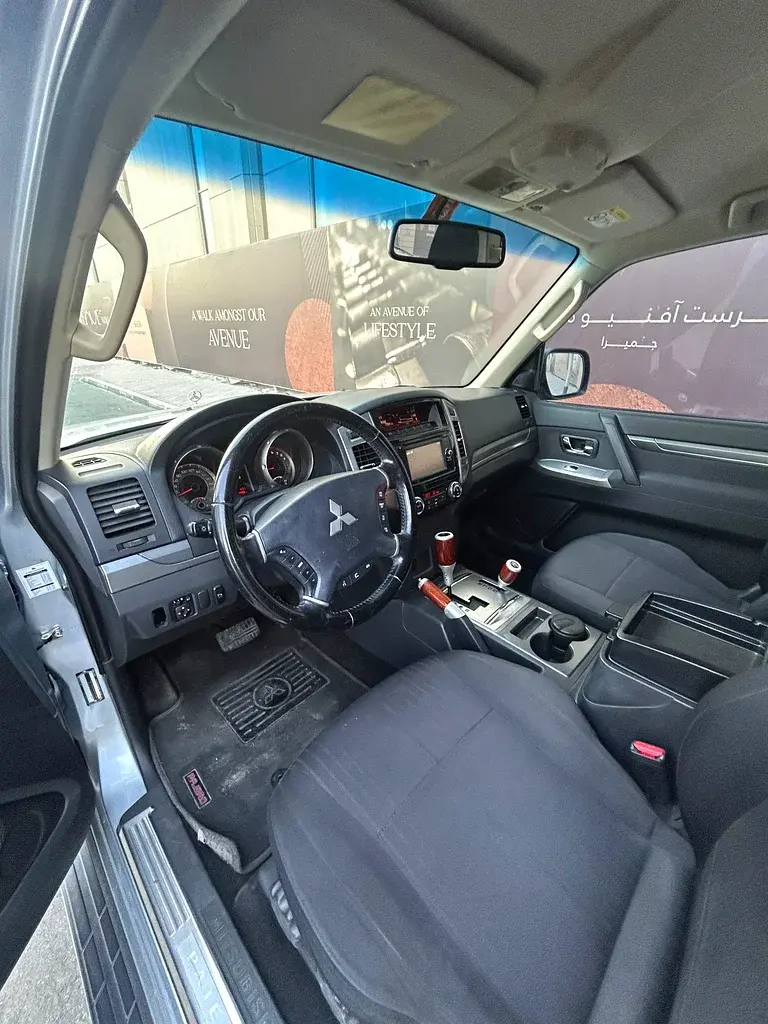 ميتسوبيشي باجيرو 2016