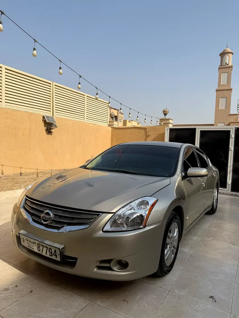نيسان ألتيما 2010