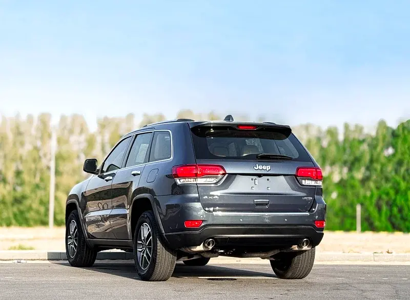 جيب جراند شيروكي 2021