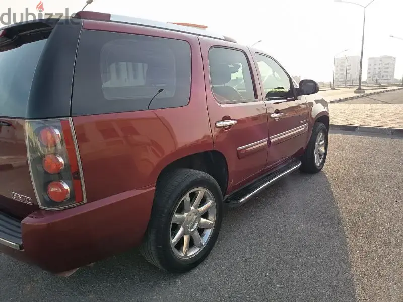 جي أم سي يوكون 2008