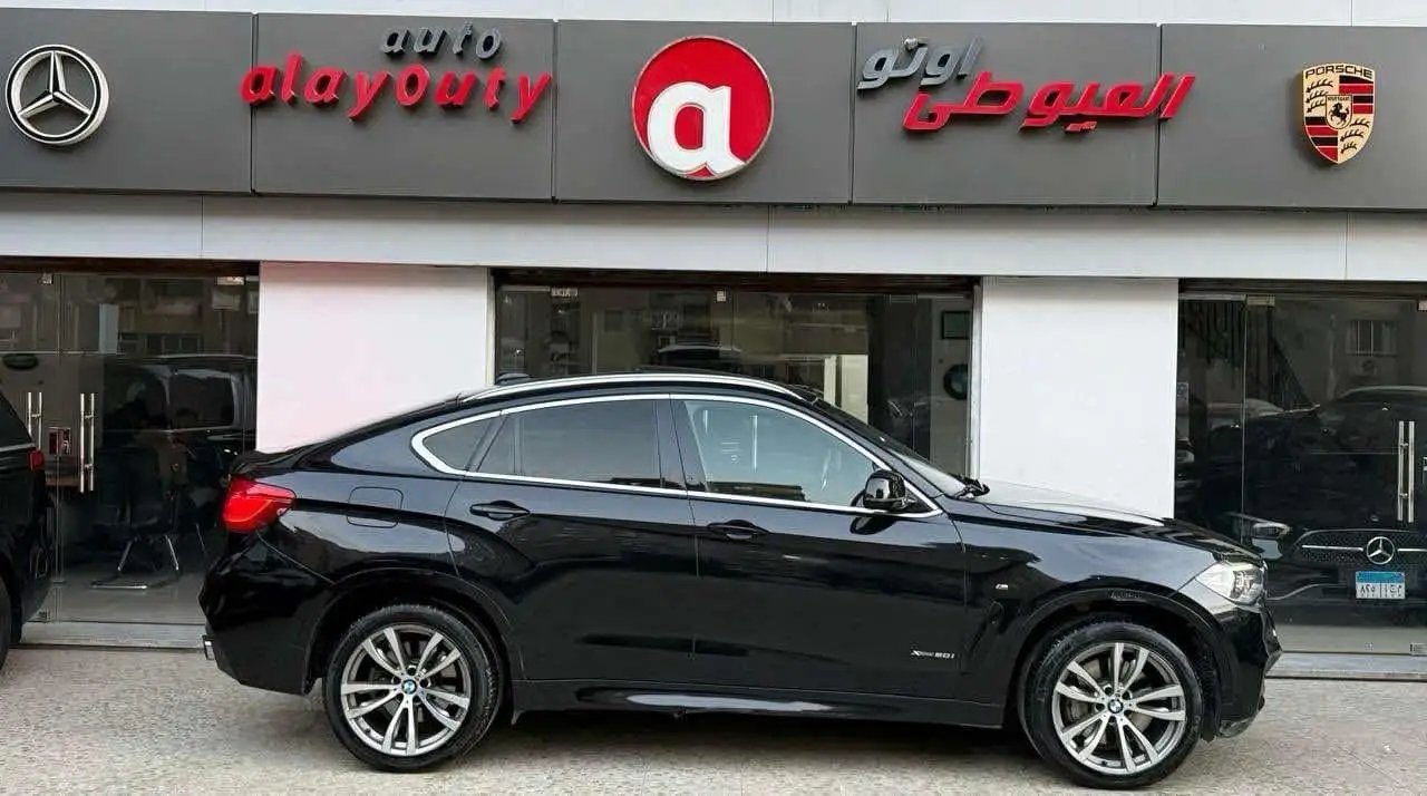 بي أم دبليو X6 2017