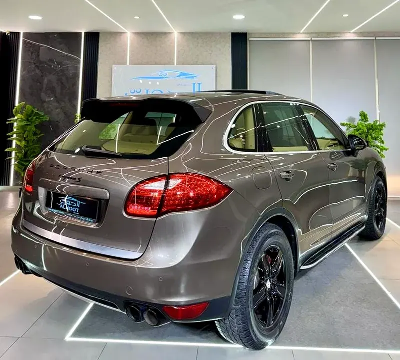 Porsche Cayenne 2012
