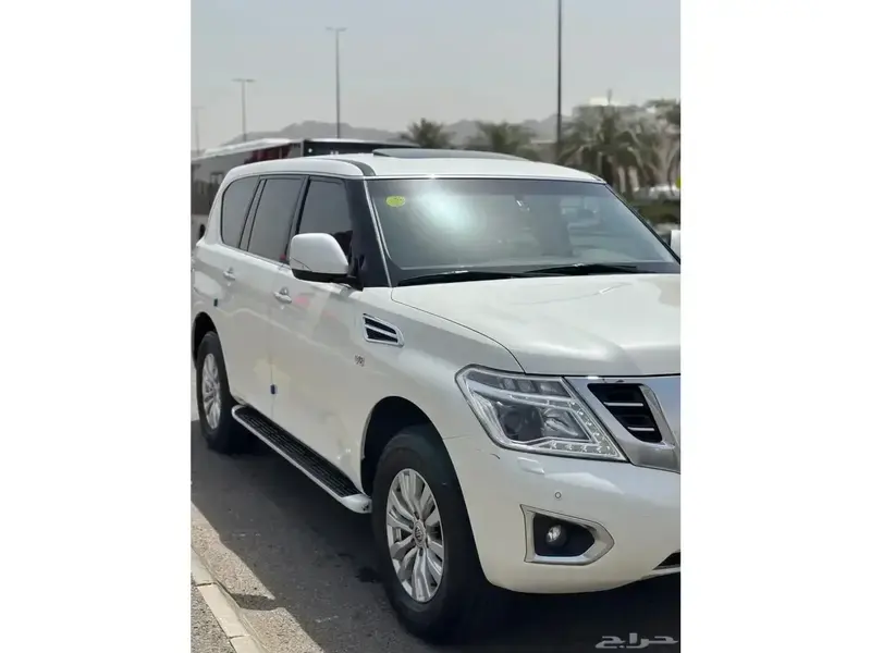 Nissan Patrol 2016