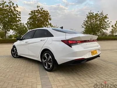 هيونداي إلانترا 2023
