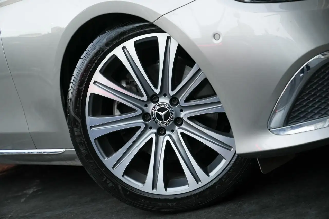 Mercedes Benz E Class 2021