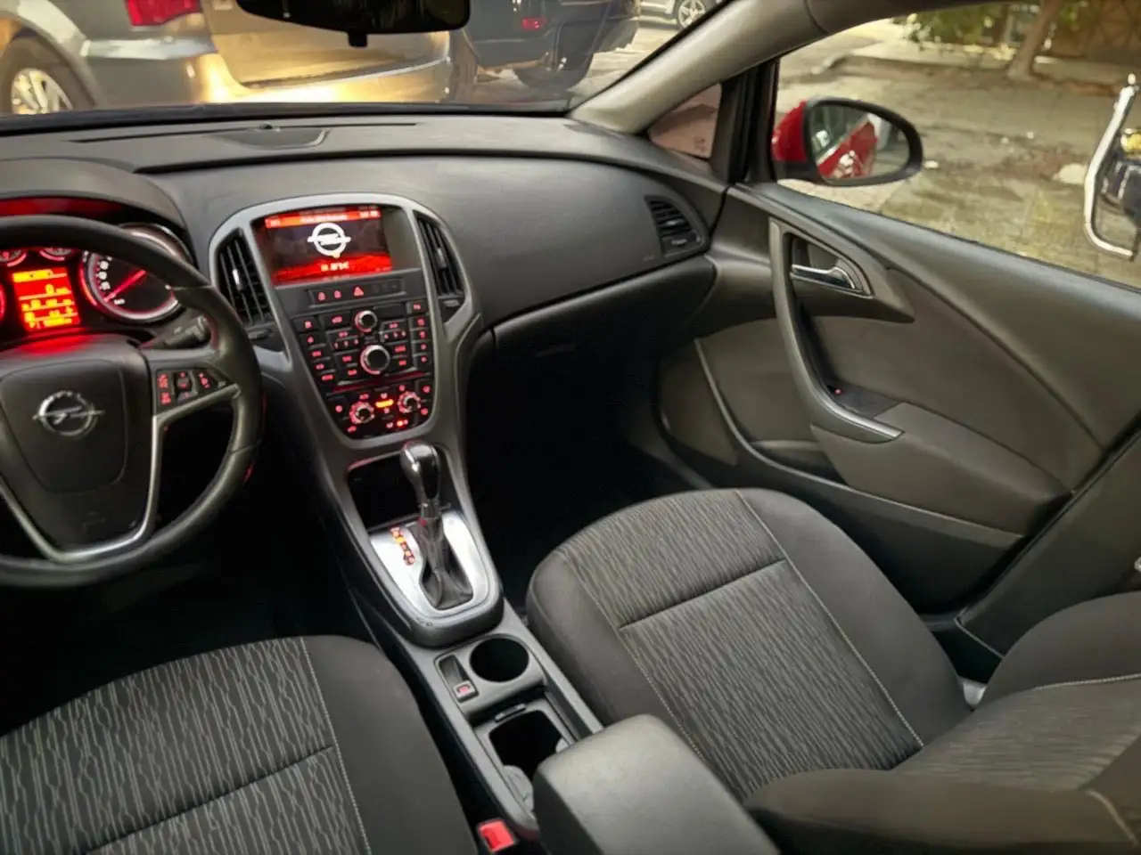 أوبل أسترا 2020