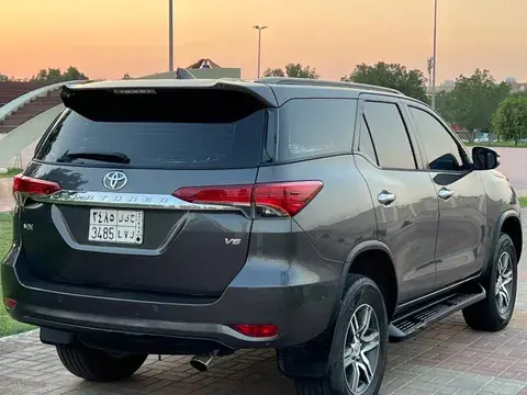 تويوتا فورتشنر 2016