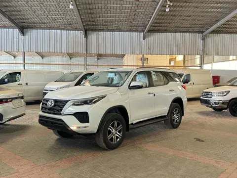 تويوتا فورتشنر 2.4L GX2 Diesel 4X4 2025 الجديد