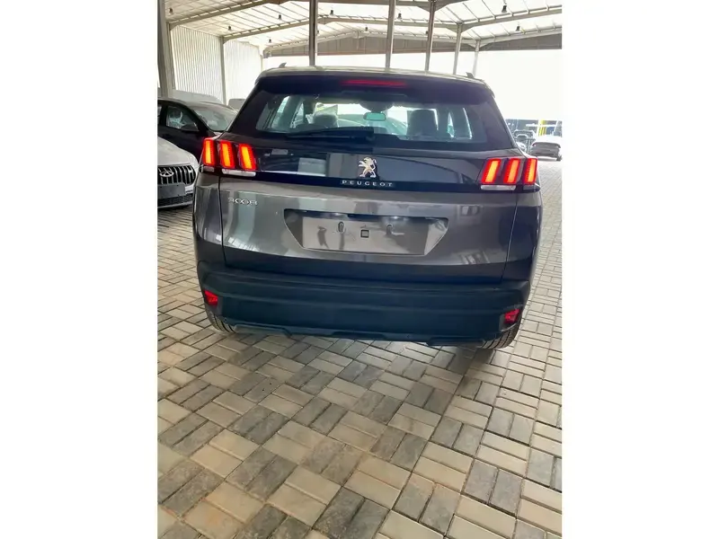 بيجو 3008 2025 ستاندر اكتيف