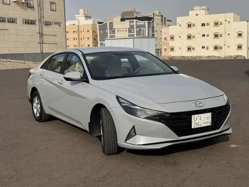 Hyundai Elantra 2023