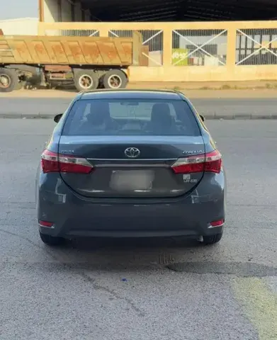 تويوتا كورولا 2015