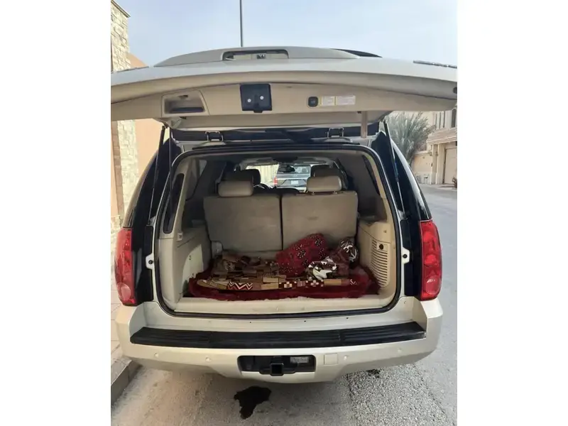 جي إم سي يوكن XL طويل 2007