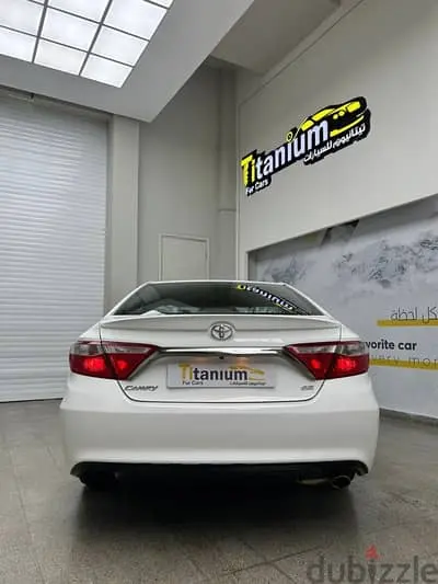 Toyota Camry 2017