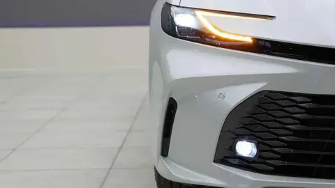 تويوتا كامري 2025 الجديد