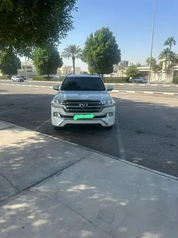 Toyota Land Cruiser 2016