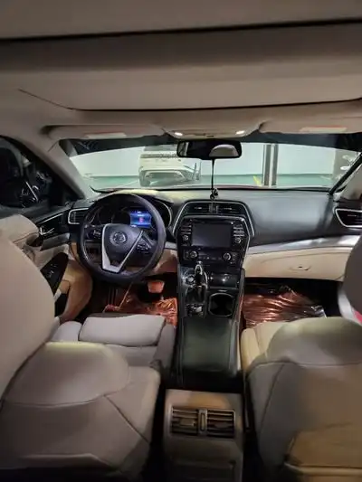 Nissan Maxima SV 3.5L