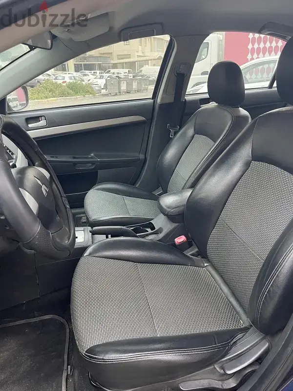 ميتسوبيشي لانسر 2015