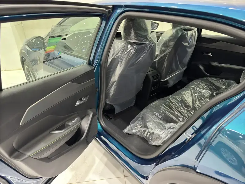 بيجو 408 2025 GT