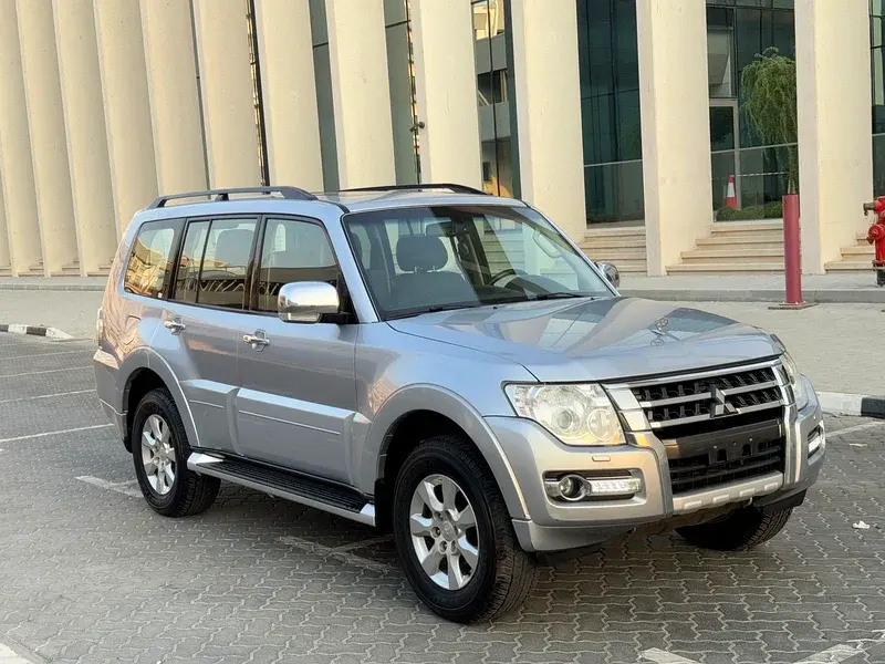 ميتسوبيشي باجيرو 2016