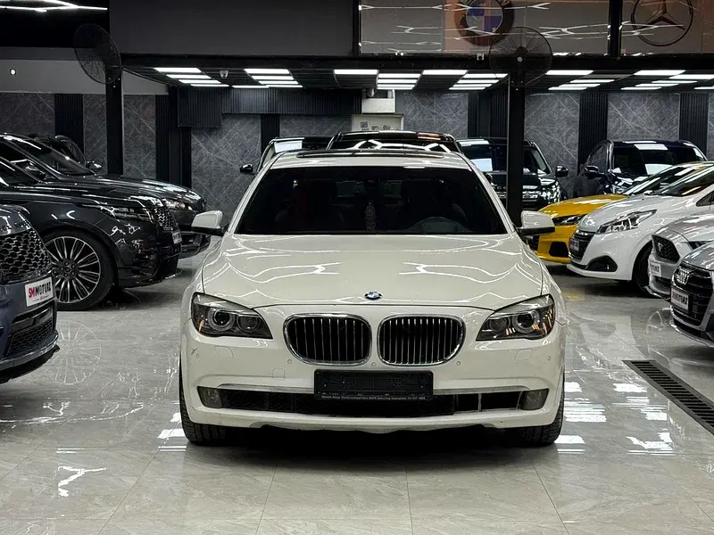 BMW 7 Series 2012