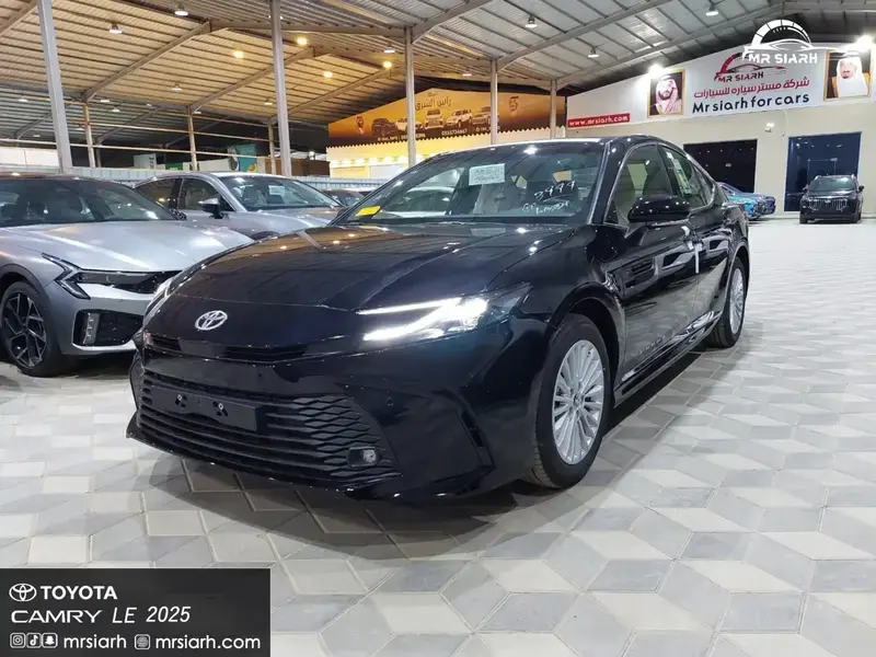 تويوتا كامري 2025 LEبنزين