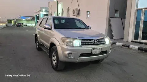Toyota Fortuner 2010