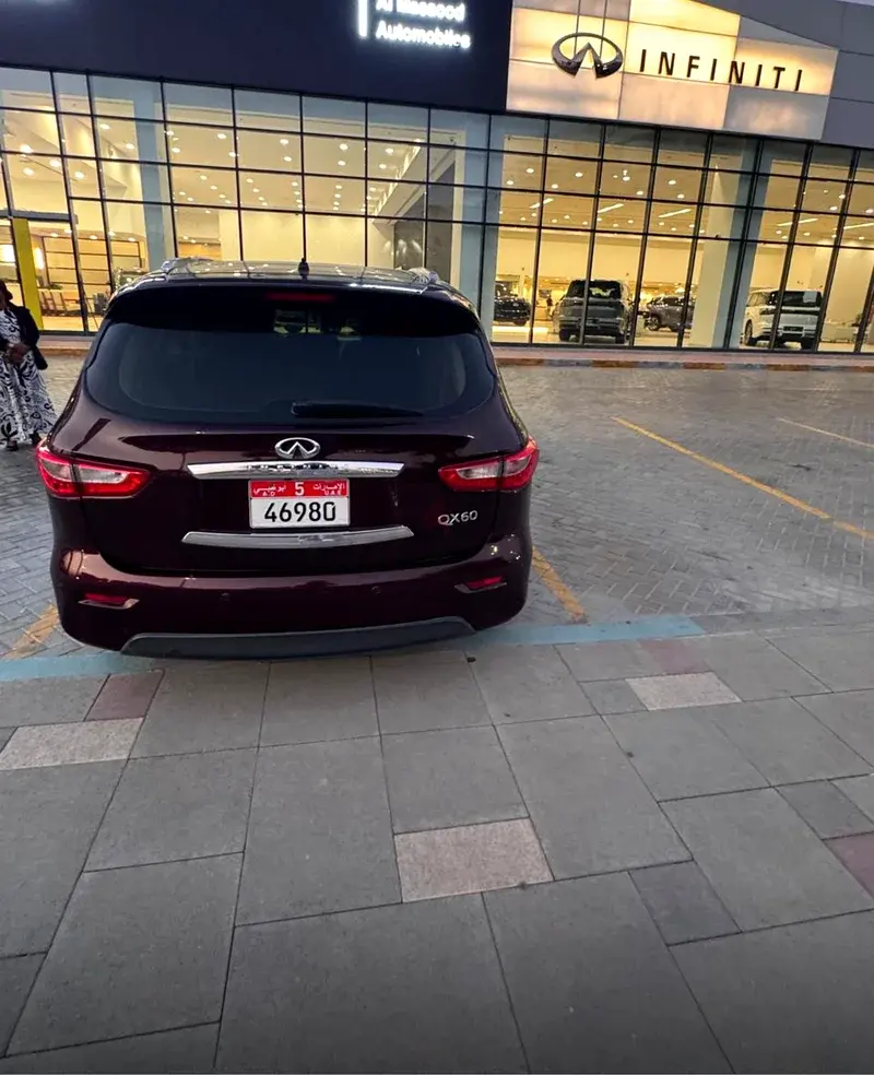 إنفينيتي QX60 2015
