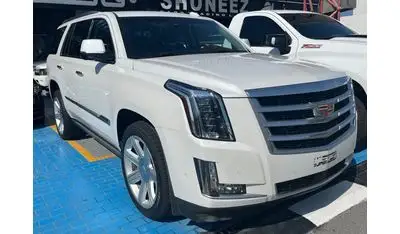 Cadillac Escalade Base 6.2L