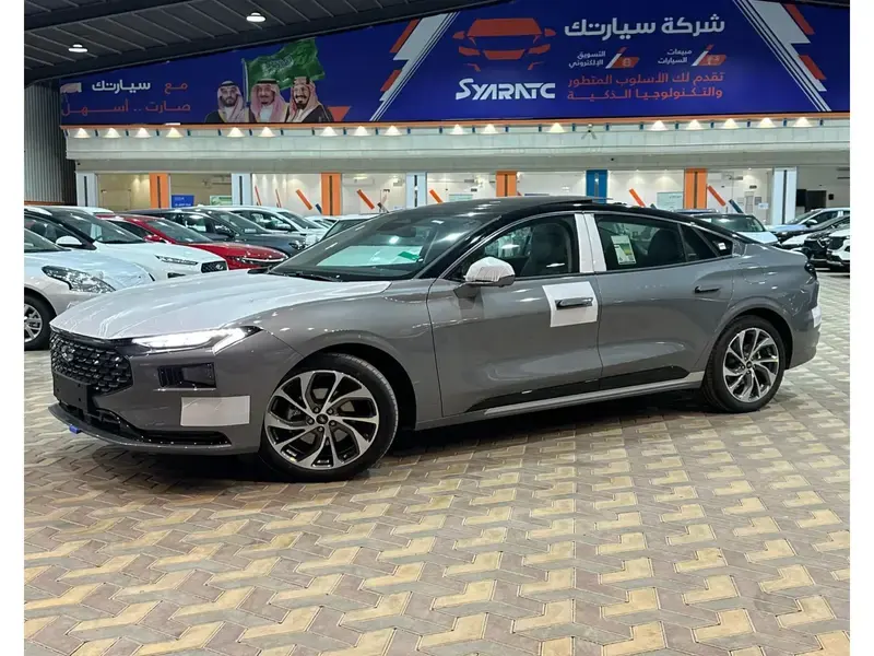 فورد توروس تيتانيوم 2025