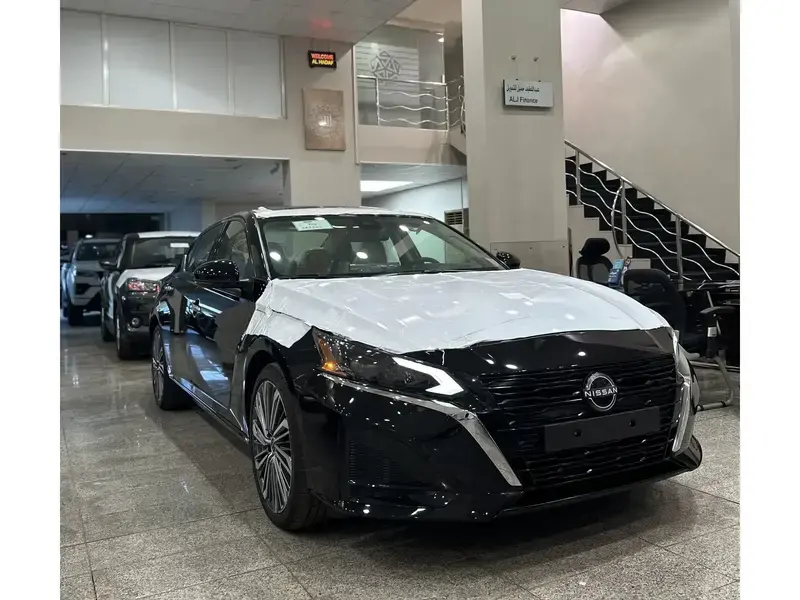 Nissan Altima 2025
