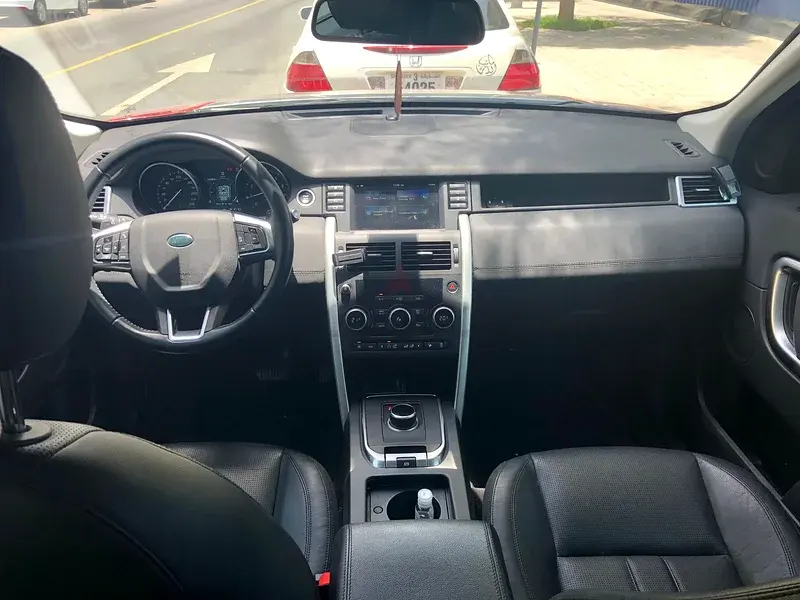 لاند روفر دسكفري سبورت 2017