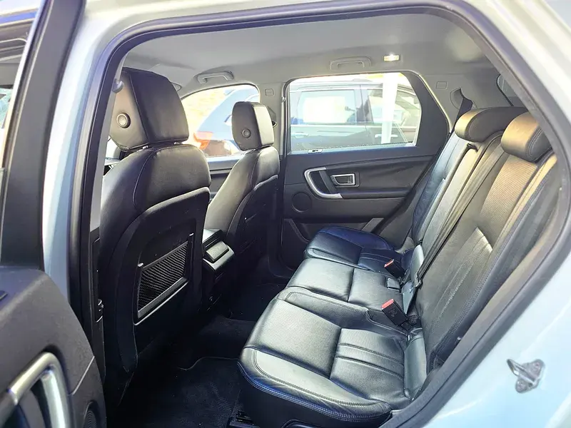 لاند روفر دسكفري سبورت 2016